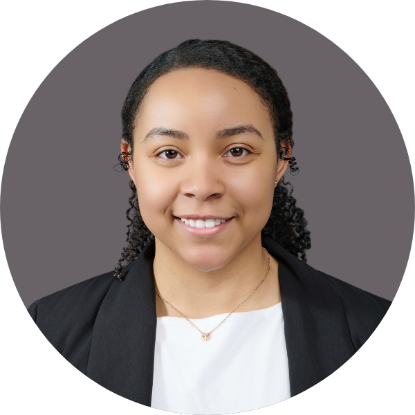 Headshot of Nia Butler